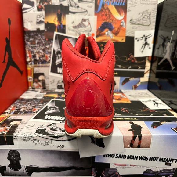 Jordan Melo M7 Size 9.5 Red/White Used Like New 414843-602 RARE With BOX - Picture 4 of 9